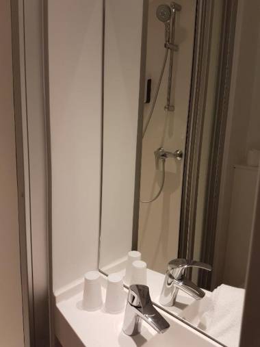 hotelF1 Lyon Saint Priest