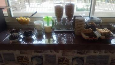 Adonis Saint Florent