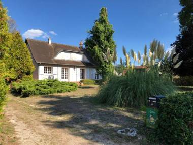 Gîte Yvoy-le-Marron 3 pièces 4 personnes - FR-1-491-117