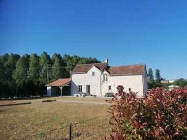 Gîte Rilly-sur-Vienne 4 pièces 6 personnes - FR-1-381-481