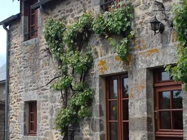 Gîte Saint-Léonard-des-Bois 4 pièces 6 personnes - FR-1-410-149