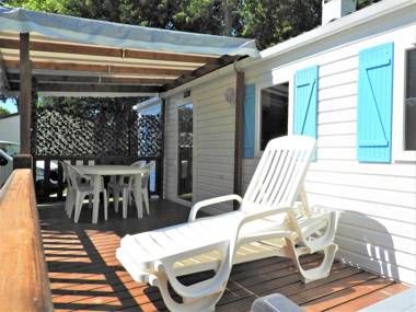 Entire house - 2 bedroom mobile home