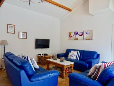 Villa familiale et confortable a Saint Jean de Monts avec piscine chauffee