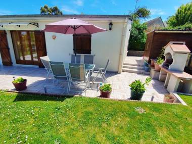 Maison de 2 chambres a Ver sur Mer a 100 m de la plage avec jardin clos