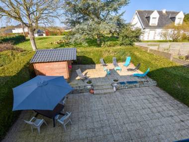 Semi-detached home with garden 500m from the beach golf course - Côte d’Armor