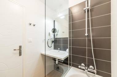 The Originals Boutique Hôtel Les Quatre Salines Le Mont Saint-Michel Sud (Inter-Hotel)