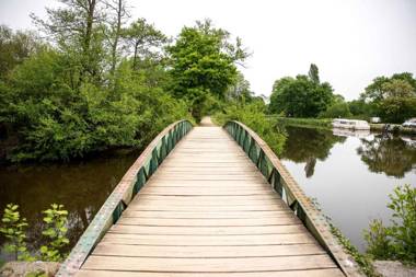 Chic Appartement avec Terrasse Parking Privatif