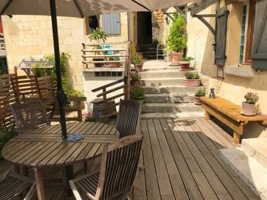 Maison de 2 chambres avec jardin clos et wifi a Chateauvieux