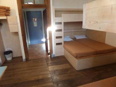 Auberge de Jeunesse HI Cadouin