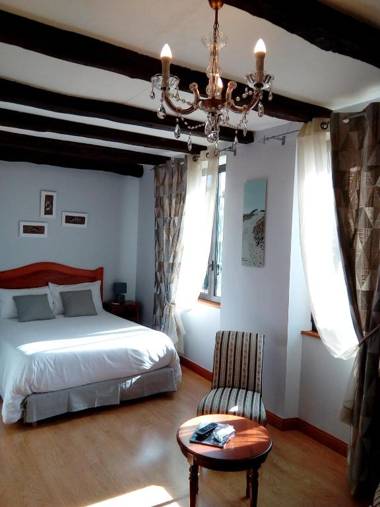 La Terrasse - Les Collectionneurs