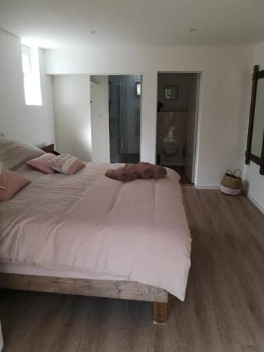 LES CHAMBRES DU HOURON