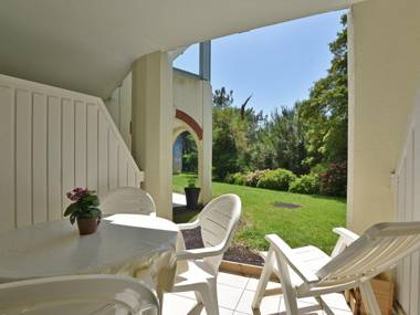 Lovely Apartment with Swimming Pool Private TerraceParking