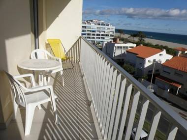 Superbe T2 refait à neuf à 2 pas de la plage - 5FL87