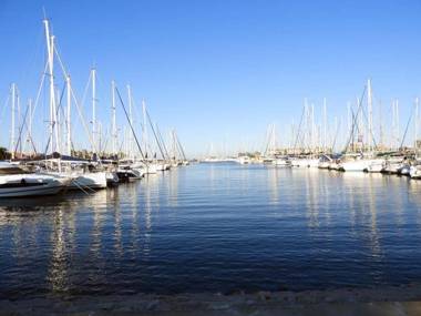 Joli studio avec terrasse proche du port de Saint Cyprien -3RM168