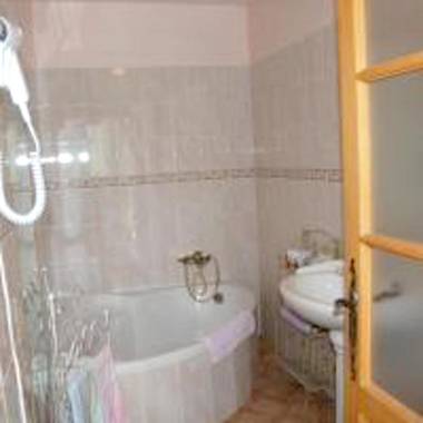 Appartement d'une chambre avec piscine partagee jardin amenage et wifi a Violes