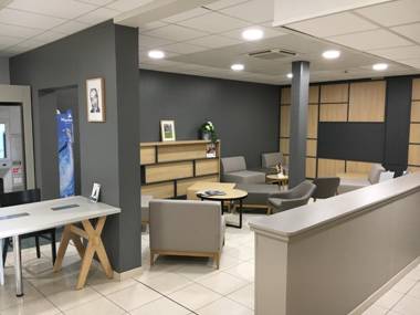 B&B HOTEL Villeneuve Loubet Village