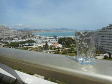 Appartement Villeneuve-Loubet 3 pièces 4 personnes - FR-1-252A-11