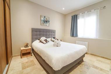 LES VALLEES by Cocoonr