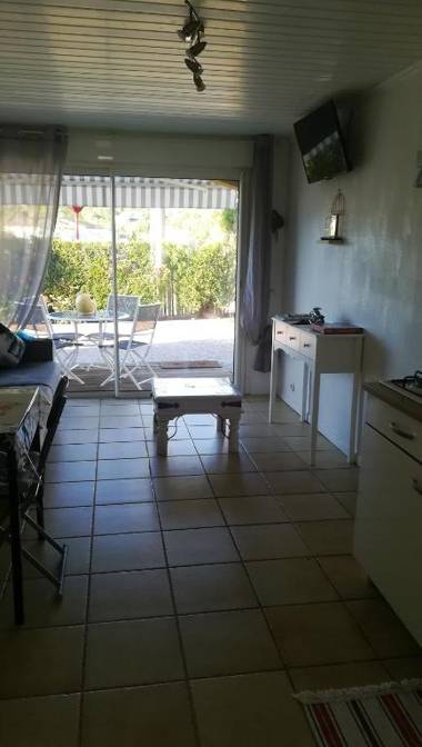 Appartement d'une chambre avec piscine privee jardin clos et wifi a Vidauban