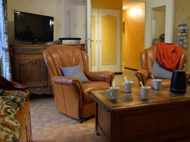 Gîte Vichères 4 pièces 6 personnes - FR-1-581-91