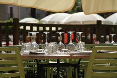 Logis hôtel Spa La Truite Dorée