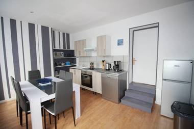 Santorini - Design apartment in the heart of Fere