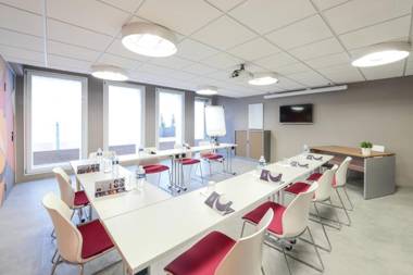 Appart'City Confort Paris Velizy