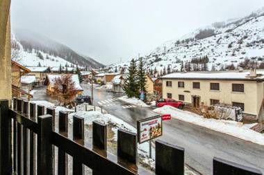 Studio 4 personnes avec terrasse vue montagne à Vars 103282