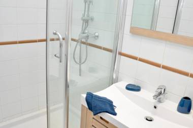 Nice cozy and welcoming apt in a quiet suburb