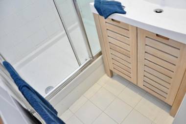 Nice cozy and welcoming apt in a quiet suburb