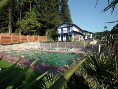 Beautiful villa in Basque style just 3 km. away from the sea