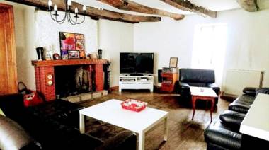 Maison de 2 chambres avec jardin amenage et wifi a Treignac