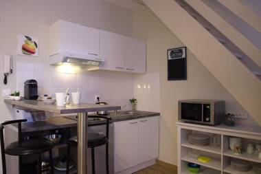 L'Esquile by Cocoonr