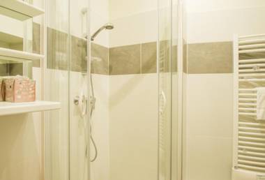 Symphonie by Cocoonr