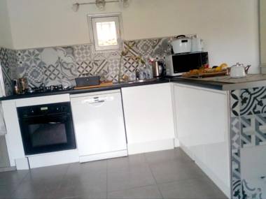 Maison de 2 chambres avec jardin clos et wifi a Toulon a 4 km de la plage