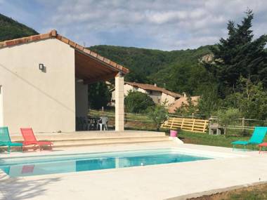 Modern Villa in Thueyts with Swimming Pool