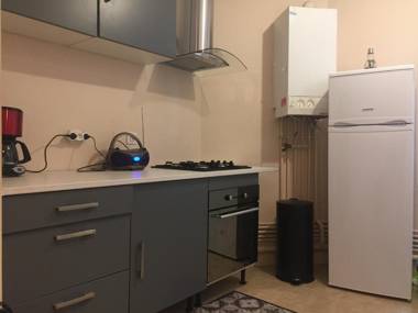 CAP COUTELLERIE Thiers hypercentre T2-T4