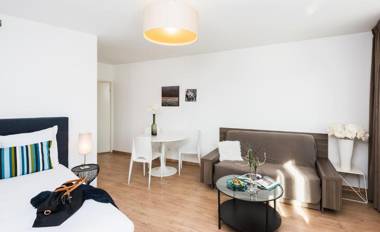 Ténéo Apparthotel Talence Arthena