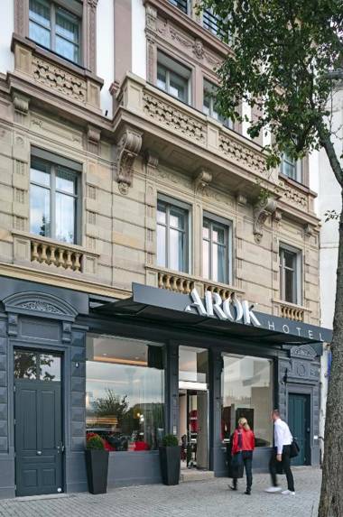 Hotel Arok