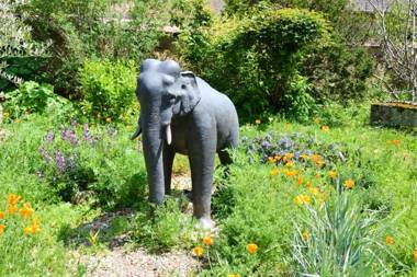 Maison de 2 chambres avec jardin clos et wifi a Souvigny