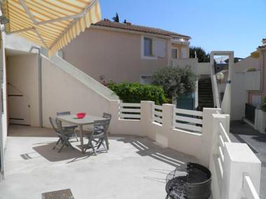 Appartement Sète 2 pièces 6 personnes - FR-1-338-63