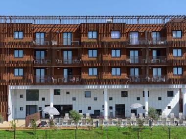 Modern apartment with a balcony located 600m. from the beach