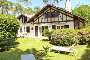Réf 143 Seignosse Estagnots Villa" Assouinde" classée 4 étoiles avec Wifi pour 9 personnes au calme à proximité de la plage
