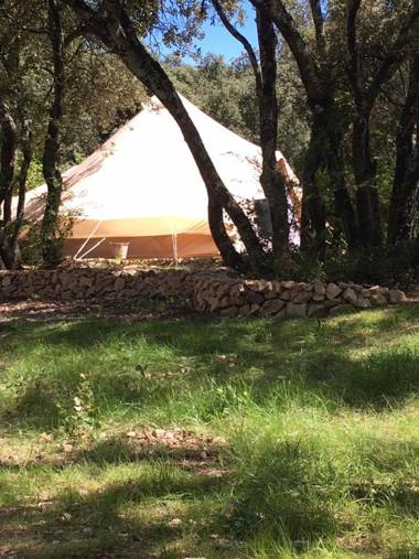 Spa Les Jardins De Chiron Lodges et Tiny House dans le sud