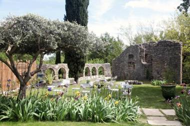 La Magnanerie dhôtes  Les roulottes insolites