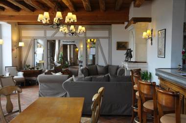 Hostellerie de la Tour d'Auxois