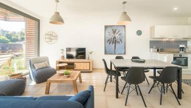 Villa Spacieuse avec Jacuzzi Privatif