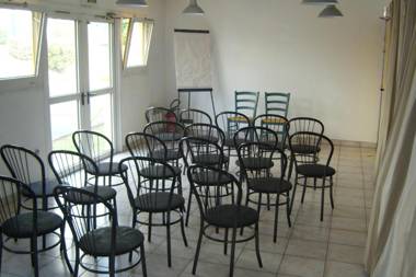 Hôtel & Résidence Sarcelles