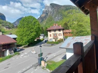 Appartement Samoëns 3 pièces 5 personnes - FR-1-624-49