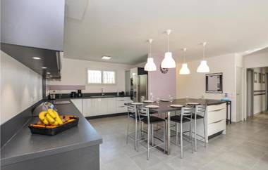 Amazing home in Salernes with Outdoor swimming pool WiFi and 4 Bedrooms